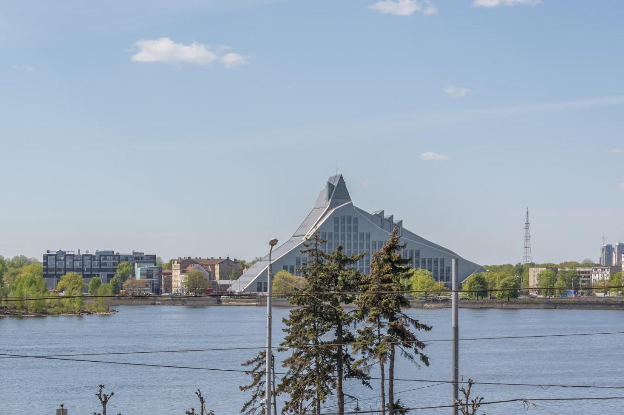 Cosy Studio With River View Riga Exterior photo